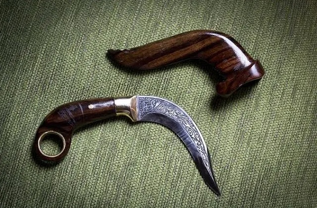 Senjata tradisional sumatera barat